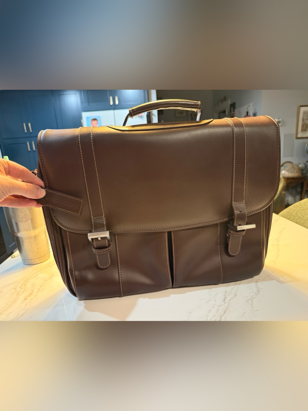 Johnston & Murphy Vintage Smooth Leather Flapover Briefcase / Messenger Bag